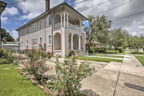 Traditional New Orleans Apt with Porch in River Bend